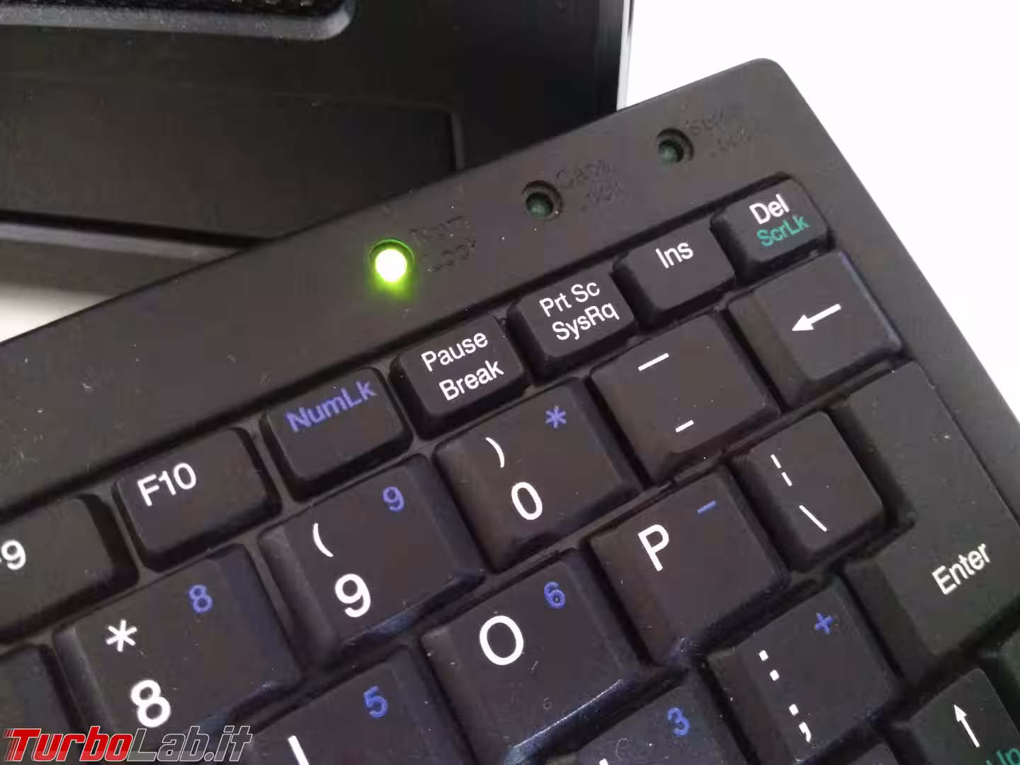 [risolto] Windows 10 come attivare/disattivare Bloc Num all'avvio del