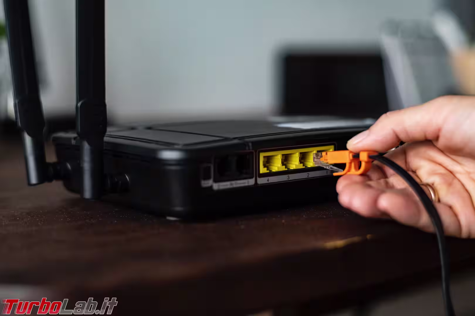 router-wifi