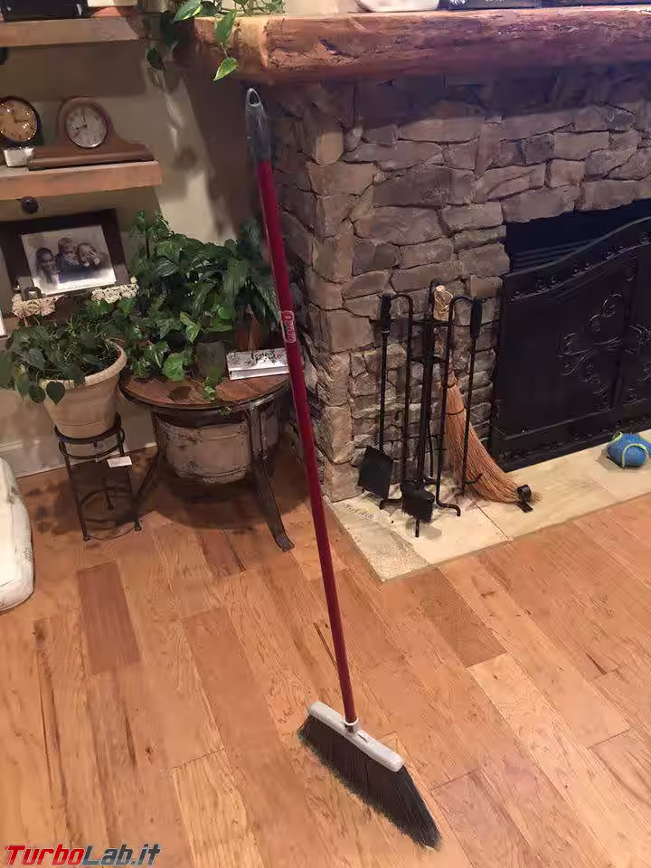 CAEUH2XOARBLDEHISV2R7VMIGQ