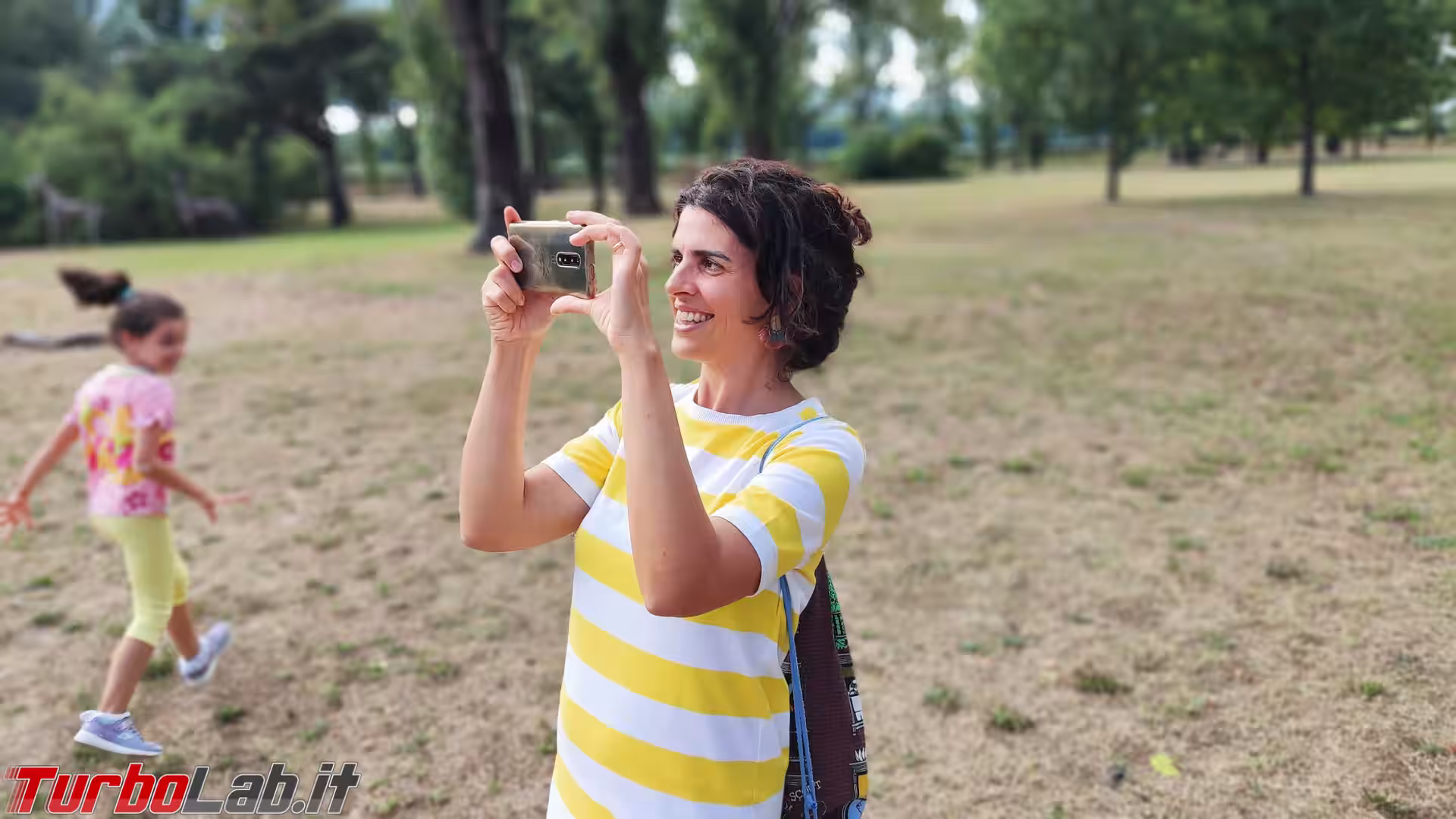 francesca che scatta foto