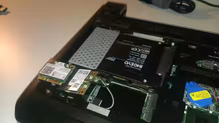 "1802: Unauthorized network card": Lenovo non permette l'upgrade della scheda Wi-Fi