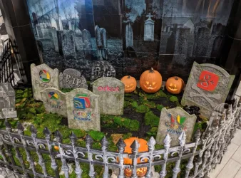 Halloween: Google vi invita nel cimitero dei servizi chiusi