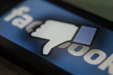 Rubati 533 milioni di account Facebook (36 milioni italiani). Cosa fare, come difendersi