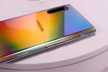 Samsung: stop alla produzione in Cina