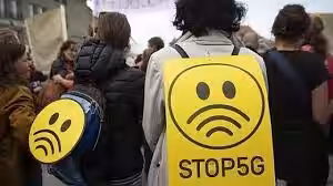 Rivolta popolare contro un'antenna 5G, ma è solo un impianto 4G di iliad