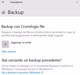Come fare il backup del PC Windows 10 con Cronologia file (guida rapida)