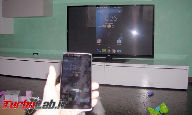Adattatore Miracast TV: prova recensione Microsoft Wireless Display Adapter