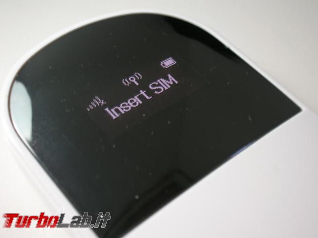 Router 3G Vodafone Mobile Wi-Fi R205: come utilizzare SIM qualsiasi operatore (TIM, Wind, 3 Tre, Tiscali, Fastweb)