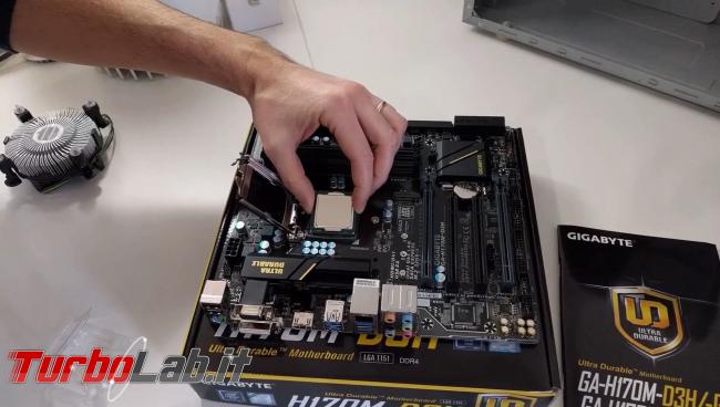 Video-guida completa: come assemblare PC autonomia (CPU, MoBo, RAM, SSD)