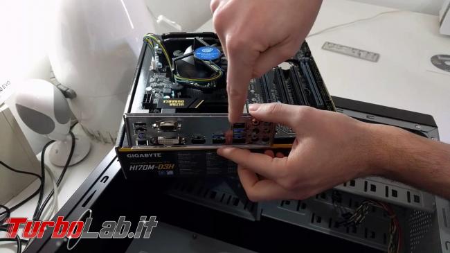 Video-guida completa: come assemblare PC autonomia (CPU, MoBo, RAM, SSD)