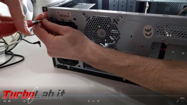 Video-guida completa: come assemblare PC autonomia (CPU, MoBo, RAM, SSD)