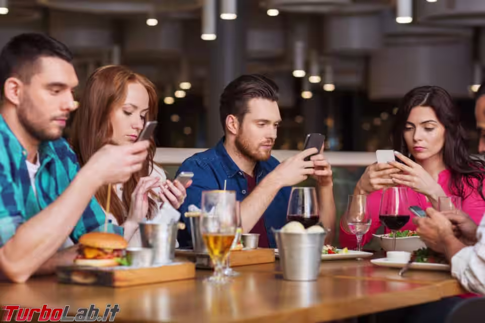 Immagine 1 phoneaddiction Immagine 1 phoneaddiction