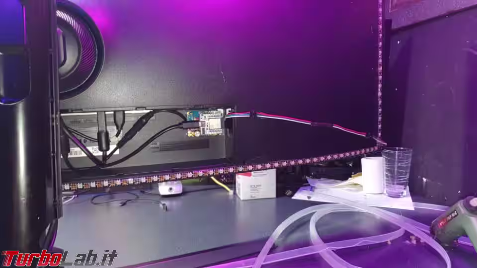 Immagine 2 Firefly Luciferin LED strip Immagine 2 Firefly Luciferin LED strip